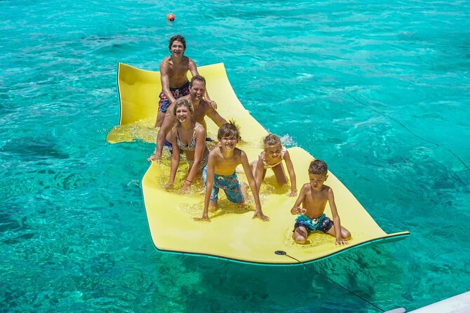 Lagoon 39ft Private Catamaran 5hr - El Cielo Full Experience - Snorkeling with equipment and crew support