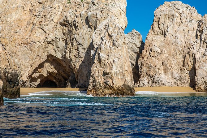 Land’s End Experience – Arch, Beaches & Marine Life - What glass-bottom really means here