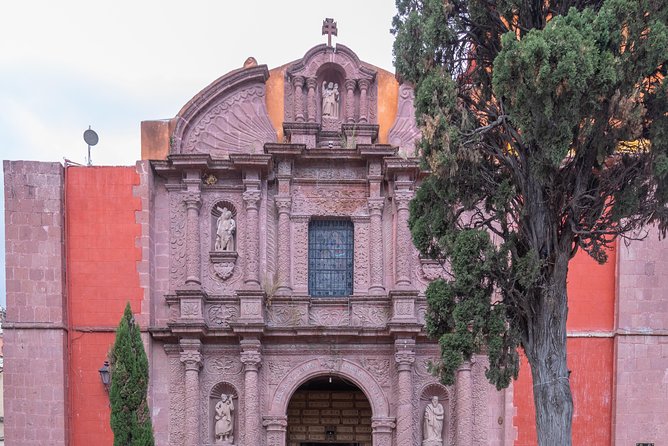 Landmarks and Lunch tour with Taste of San Miguel - San Francisco and the Oratorio: two very different church stories