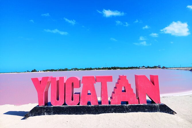 Las Coloradas, Río Lagartos and Playa Cancunito Tour from Mérida - A short swim at Playa Cancunito
