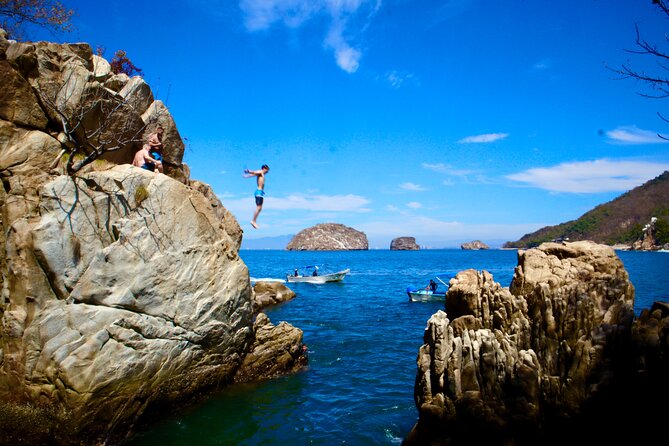 Los Arcos 5 islands Snorkeling Cliff Jumping and Hidden Beach - Los Arcos in three active hours