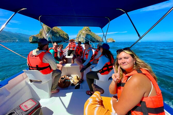 Los Arcos 5 islands Snorkeling Cliff Jumping and Hidden Beach - Guides, pace, and group style