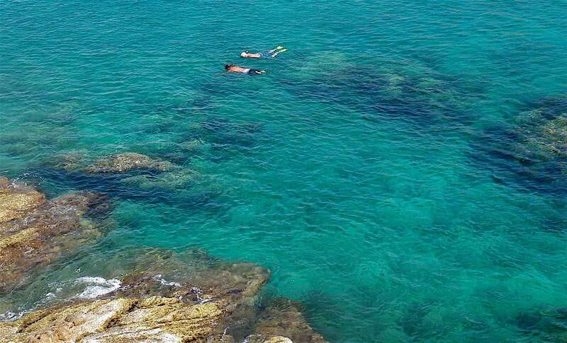 Los Cabos: Kayaking and Snorkeling in Two Pristine Bays - Practical packing advice for a four-hour morning