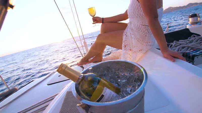 Los Cabos: Shared Sunset Sailing Cruise - Why a sunset sail works so well in Cabo