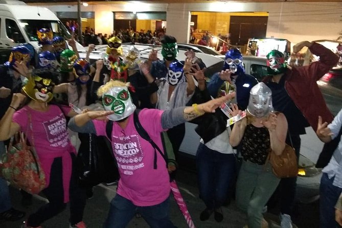 Lucha Libre Experience in Mexico City - Starting at the pulquería on Avenida Cuauhtémoc