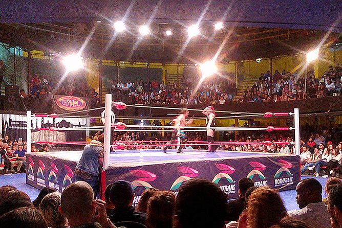 Lucha Libre wrestling show, tacos and beer with artist - Why lucha libre works even if you dislike wrestling