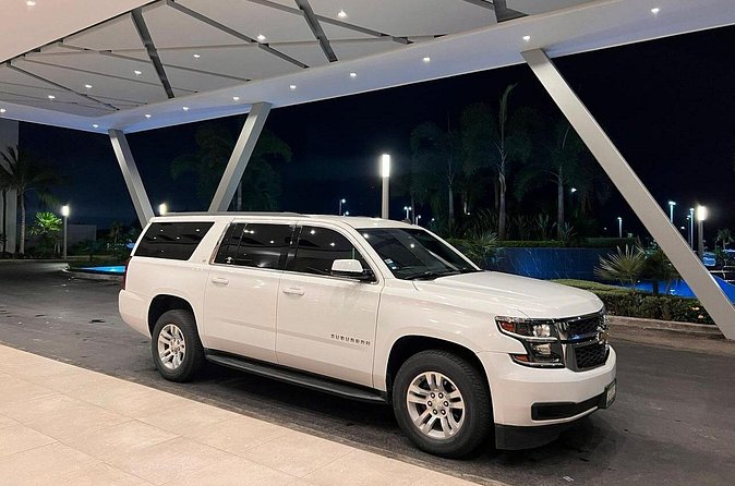 Luxury one way transfer to Tulum from Tulum airport - The driver can add more than a simple ride