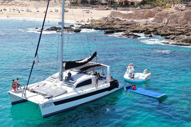 Luxury Sailing catamaran charter in Cabo San Lucas all inclusive - The Arch is the main photo stop