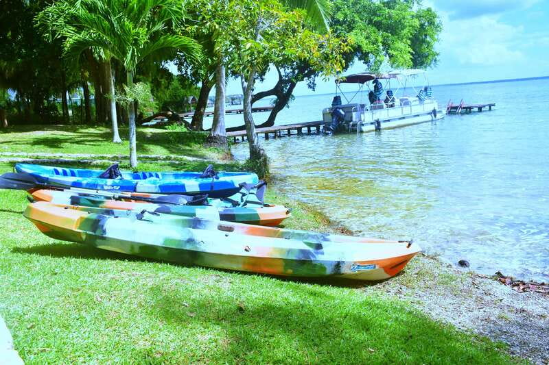Mahahual: Chacchoben Mayan Ruins and Seven Color Lagoon Trip - The Costa Maya meeting point needs careful attention