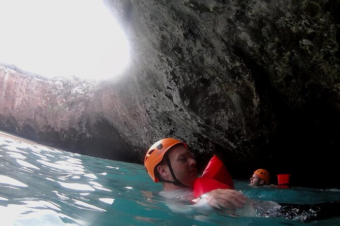 Marietas Islands snorkeling & Hidden beach (w/ restrictions) - What the 200-meter cave swim demands