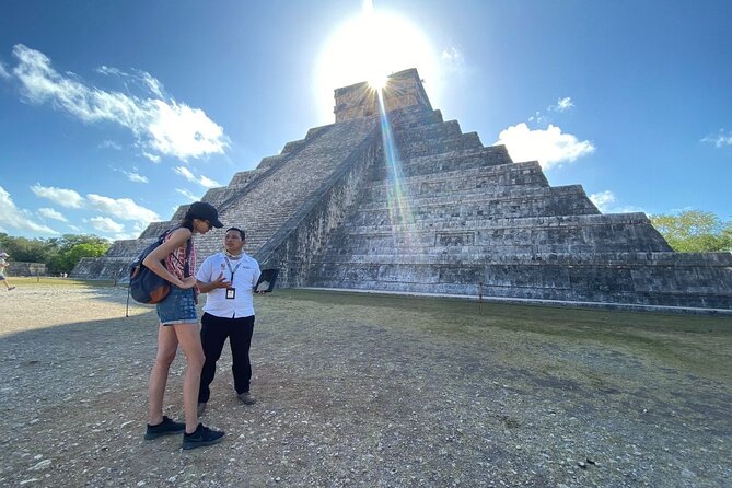Mayan Experience in Chichen Itza - Reading Chichen Itza Through Maya Ideas