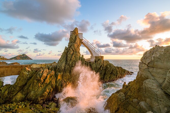 Mazatlan Sightseeing and Beach Activities All Inclusive - Lunch, drinks, and beach time on Stone Island