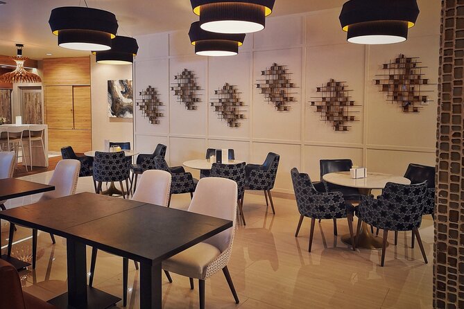 Mera VIP Lounge at Cancun International Airport - Getting the terminal and timing right