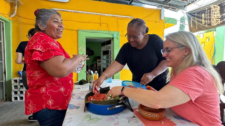 Mérida Cooking Class, taste of Yucatan - The Social Side of a Home Cooking Class