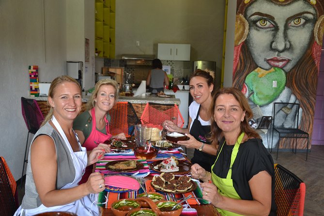 Mexican Cooking Class & Cocktails in Mexico City - Key details at a glance