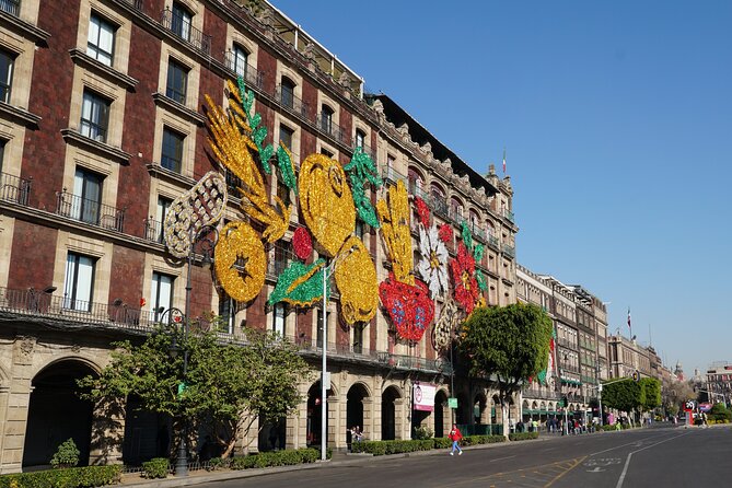 Mexico City: 19 City Highlights Bicycle Tour - Reforma brings the grand monuments into view