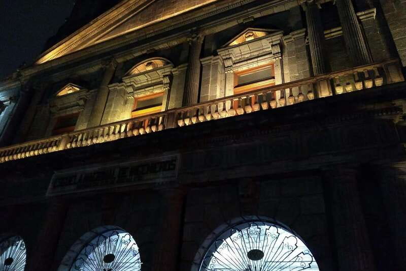 Mexico City: Double Decker Bus Night Tour - Starting at Monte de Piedad Near the Zócalo