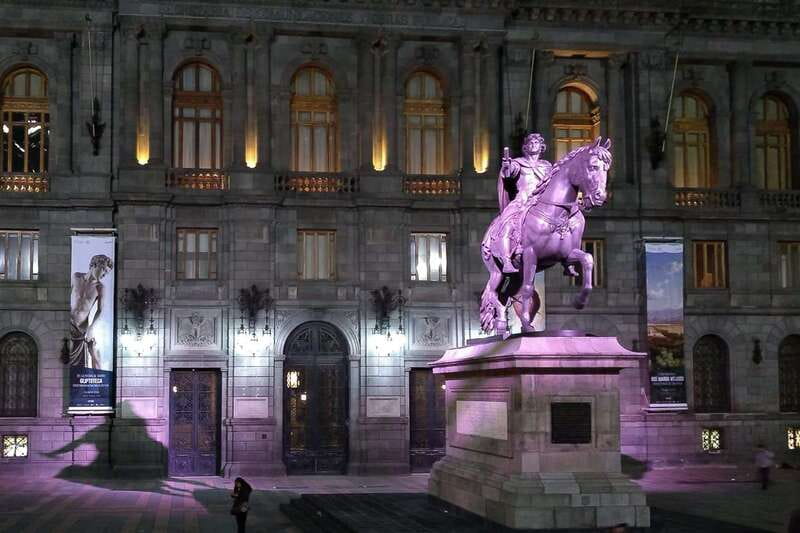 Mexico City: Double Decker Bus Night Tour - Roma, Condesa, and Zona Rosa From the Road