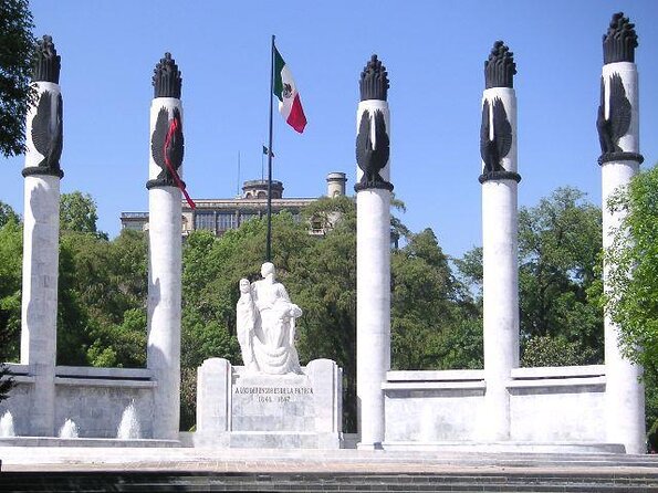 Mexico City E-Bike Tour with a taco and churros stop - Roma Norte gives you the right starting point