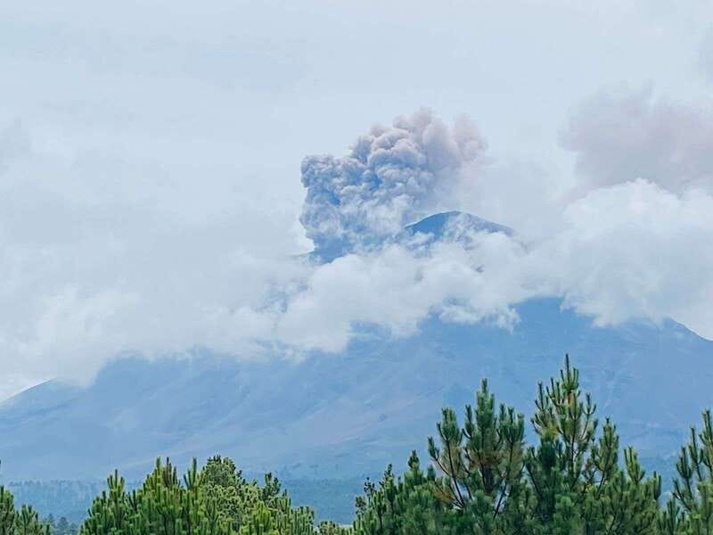 Mexico City: Guided Volcano Trek with Lunch - What to pack for the high country