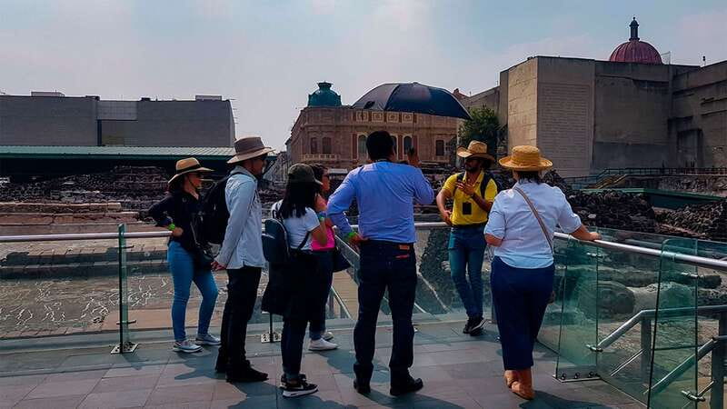 Mexico City: Historic Downtown Walking Tour - Meeting on the Zócalo, the city’s great stage