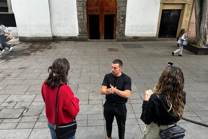 Mexico City Historical Centre Food Tour with 7 Authentic Tastings - A food walk through the oldest part of the city