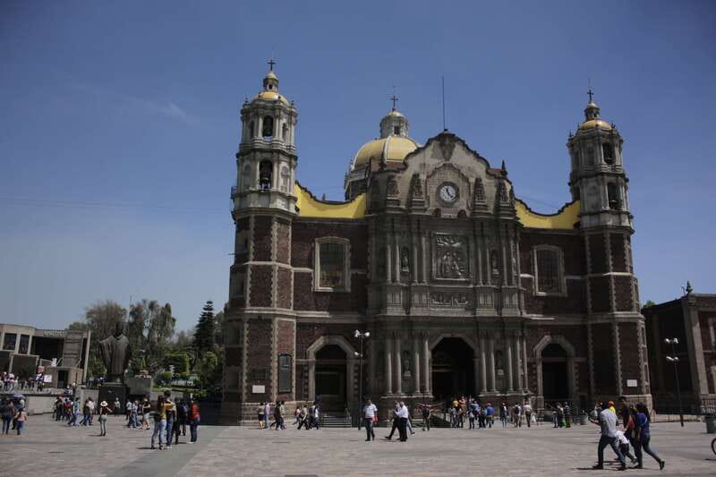 Mexico City: Hop-On Hop-Off Bus City Tour - Blue route: Coyoacán, San Ángel, and UNAM