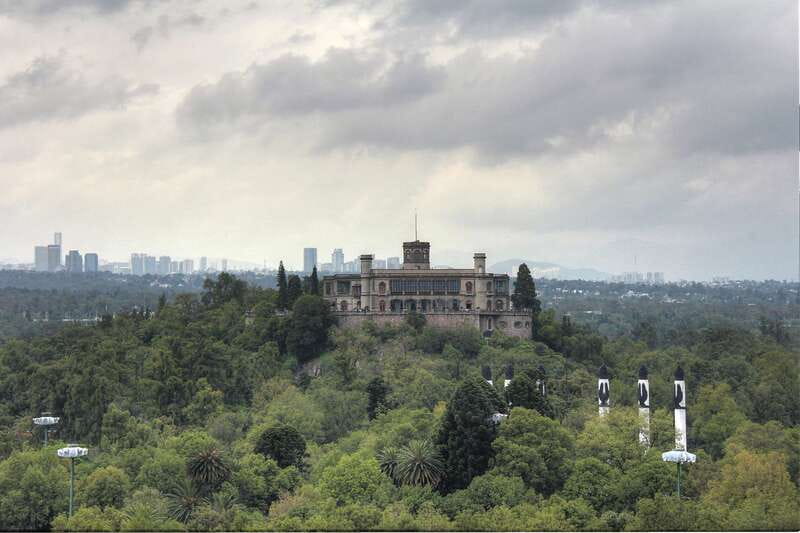 Mexico City: Hop-on Hop-off City Tour by Turibus 1-Day Pass - Upper-deck views, heat, and traffic
