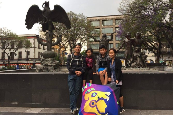 Mexico City Layover Tour: Downtown City Sightseeing - Mexico a Pie and the local side of the route