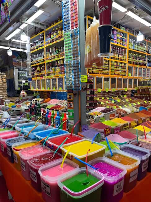 Mexico City: Mystic Markets La Merced & Sonora Culinary Tour - A bakery finish with plenty to eat