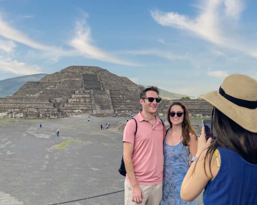 Mexico City: Teotihuacan Early or Afternoon Access Tour - The bus ride from Mexico City