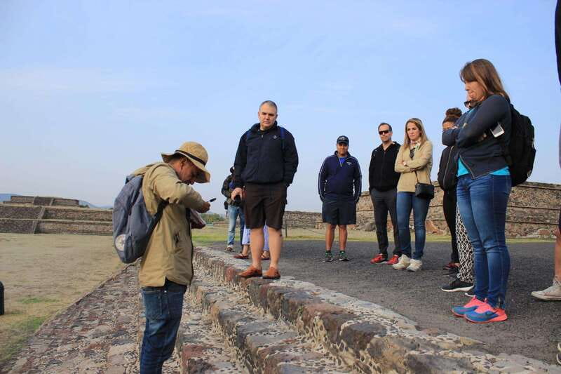 Mexico City: Teotihuacan, Tlatelolco & Basilica of Guadalupe - Lunch and the optional Mexican buffet
