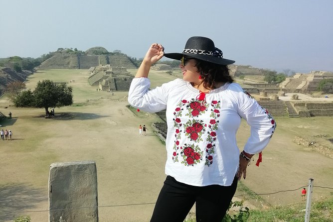 Monte Alban Shuttle - Why this shuttle works well for Monte Alban