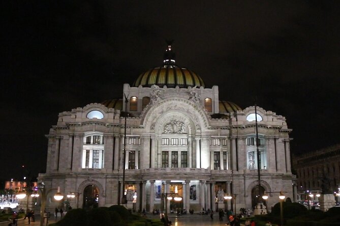 Night Tour of Mexico City Panoramic Ride on a Double-Decker Bus - The Angel of Independence, lit for the evening