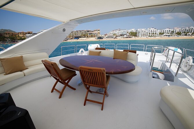 Number Juan 100ft Yacht Azimut Rental - The $4,925 price, and when it makes sense