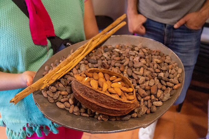 Oaxaca Street Food Tour. Signature Markets Tour - Chocolate, cacao, mezcal, and chapulines
