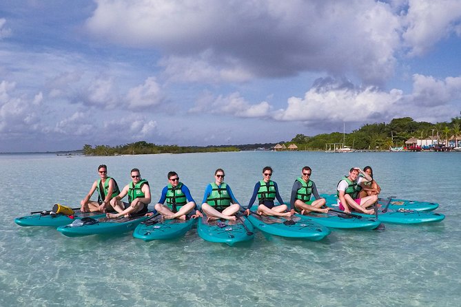 Paddleboarding and/or kayaking tour at sunrise in the lagoon of Bacalar - How the guides shape the morning