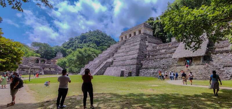 Palenque: Palenque Ruins, Agua Azul Waterfalls and Misol-Ha - Three hours among Palenque’s Maya temples