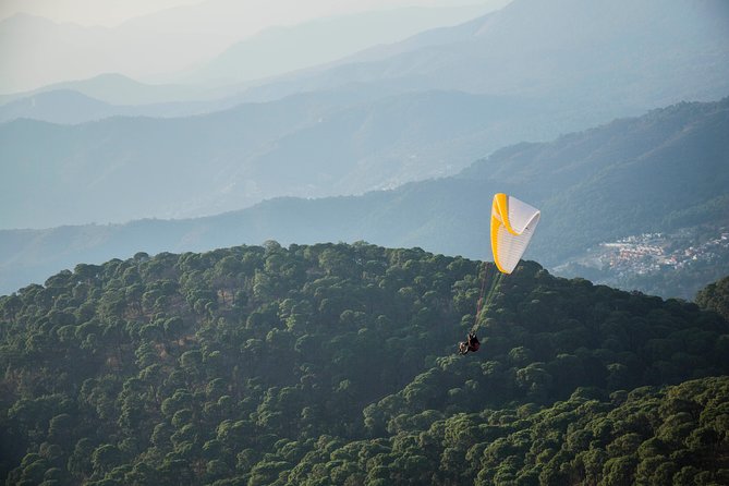 Paragliding in Valle de Bravo - Safety, confidence, and the small group