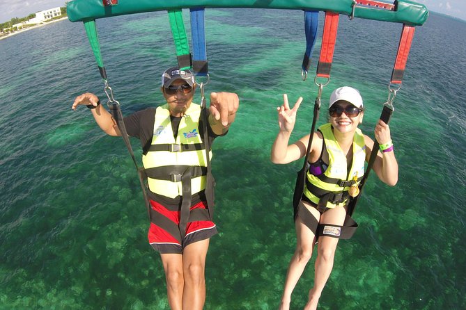 Parasailing Tour - Why flying with two or three people can be better