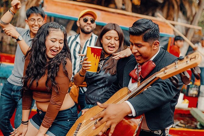 PREMIUM Frida Kahlo Museum and Xochimilco (Small Groups) - The pace, duration, and practical tradeoffs