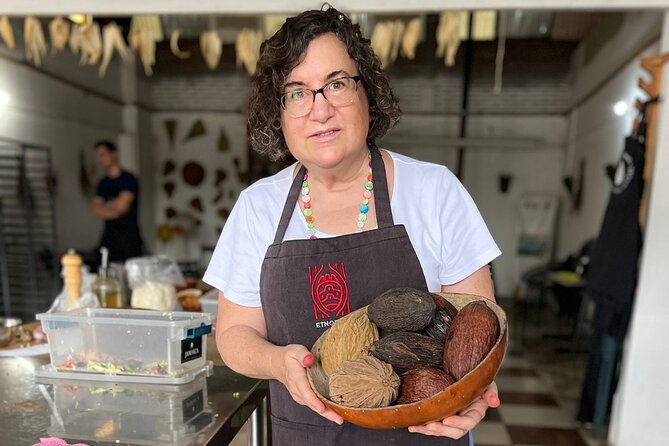 Prepare an Oaxacan Mole by a Traditional Cook - Oaxaca mole begins at the market