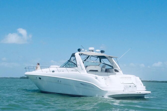 Private 50FT Yacht Rental in Cancún P8 - Snorkeling, swimming, and time at Playa Norte