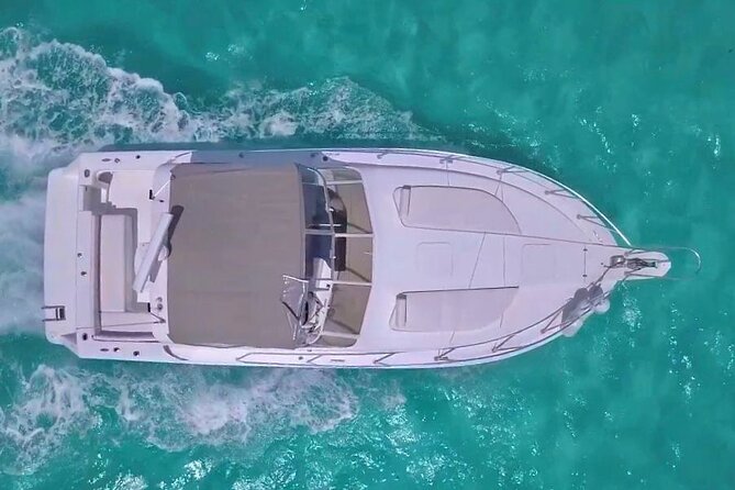 Private Cancun Yacht Tour 42ft up to 8 pax - Leaving from Sunset Marina