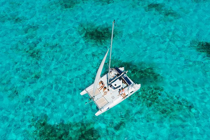 Private Catamaran from Cancun to Isla Mujeres for up to 13 People - Four hours or seven hours?