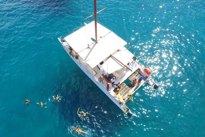 Private Catamaran Snorkeling Cruise in Los Cabos - How the $950 price works for a group
