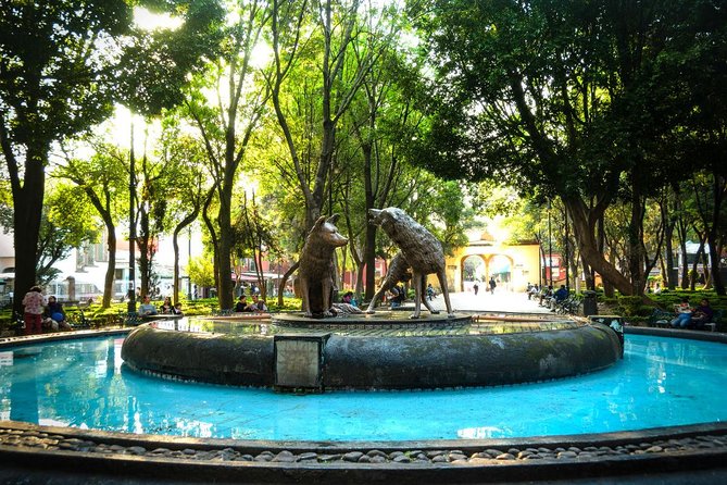 Private City Tour in Frida Kahlo, Coyoacan, and Xochimilco - Why this pairing works so well