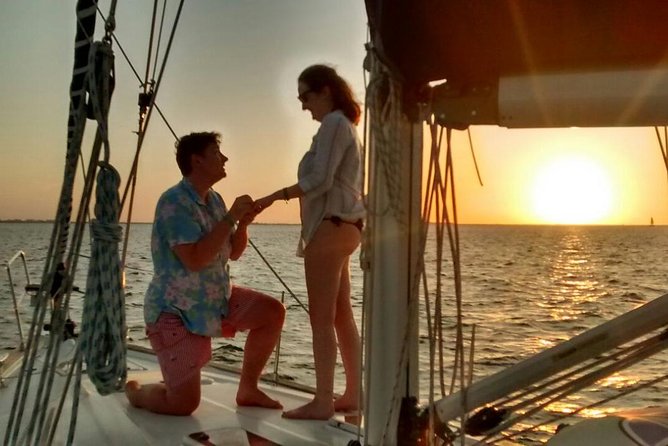 Private Customizable Sailing Tour in Cancun - Boat size and comfort deserve careful attention