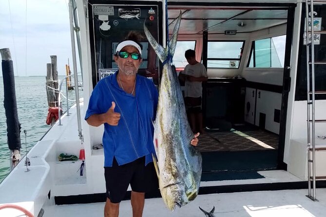 Private fishing charter Boat 48ft 12 pax Good Marlin and Sailfish - Who will enjoy this Cancun fishing trip