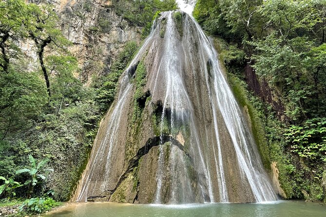 Private/Group Cola de Caballo Waterfall & Santiago (Premium SUV) - Why Cola de Caballo makes a good Monterrey escape